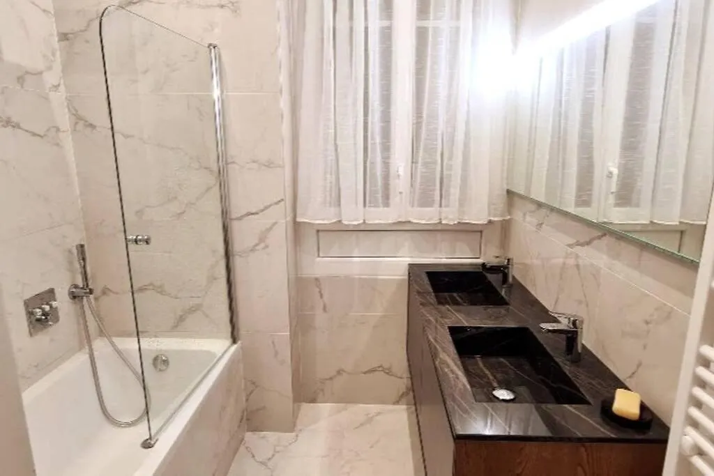 Superbe 4 Pieces 75 M Carres Pour 2 A 6 Personnes Centre Parking 3 Jours Minimum Appartement Nice